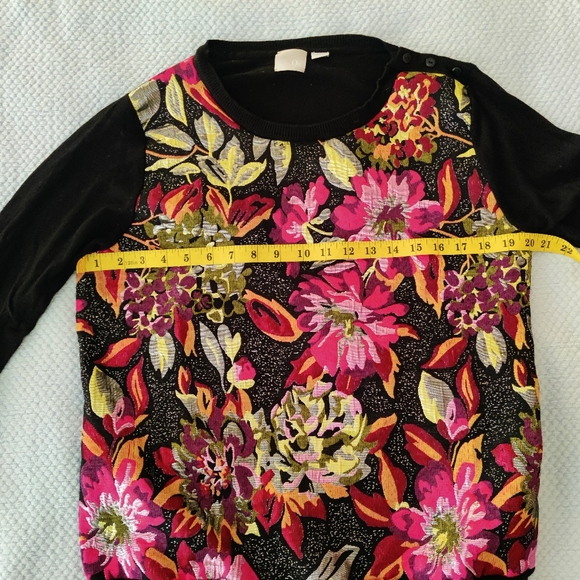 Shiny Metallic Lamé Floral Print Top - Picture 3 of 7